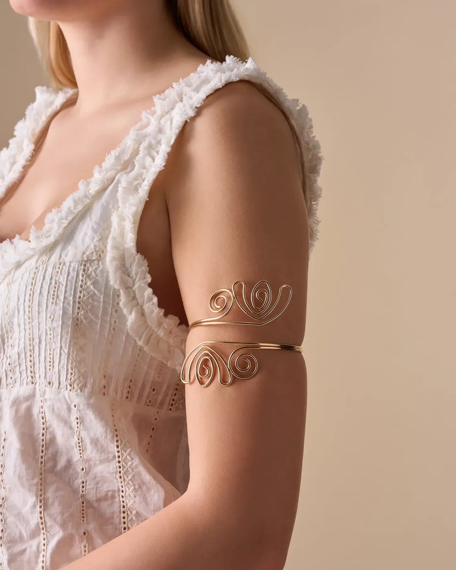 Discount Bijou Brigitte Bracciale da braccio - Golden Squiggle