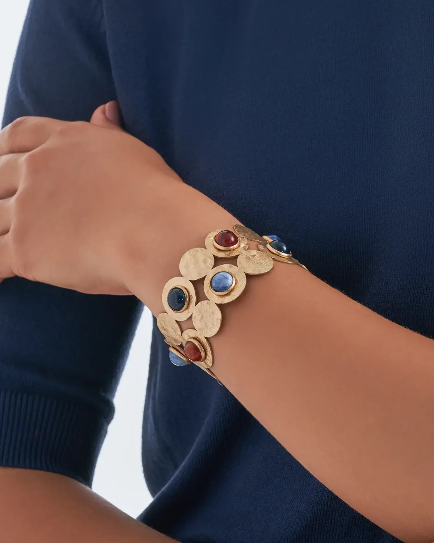 Hot Bijou Brigitte Bracciale - Hammered Circles