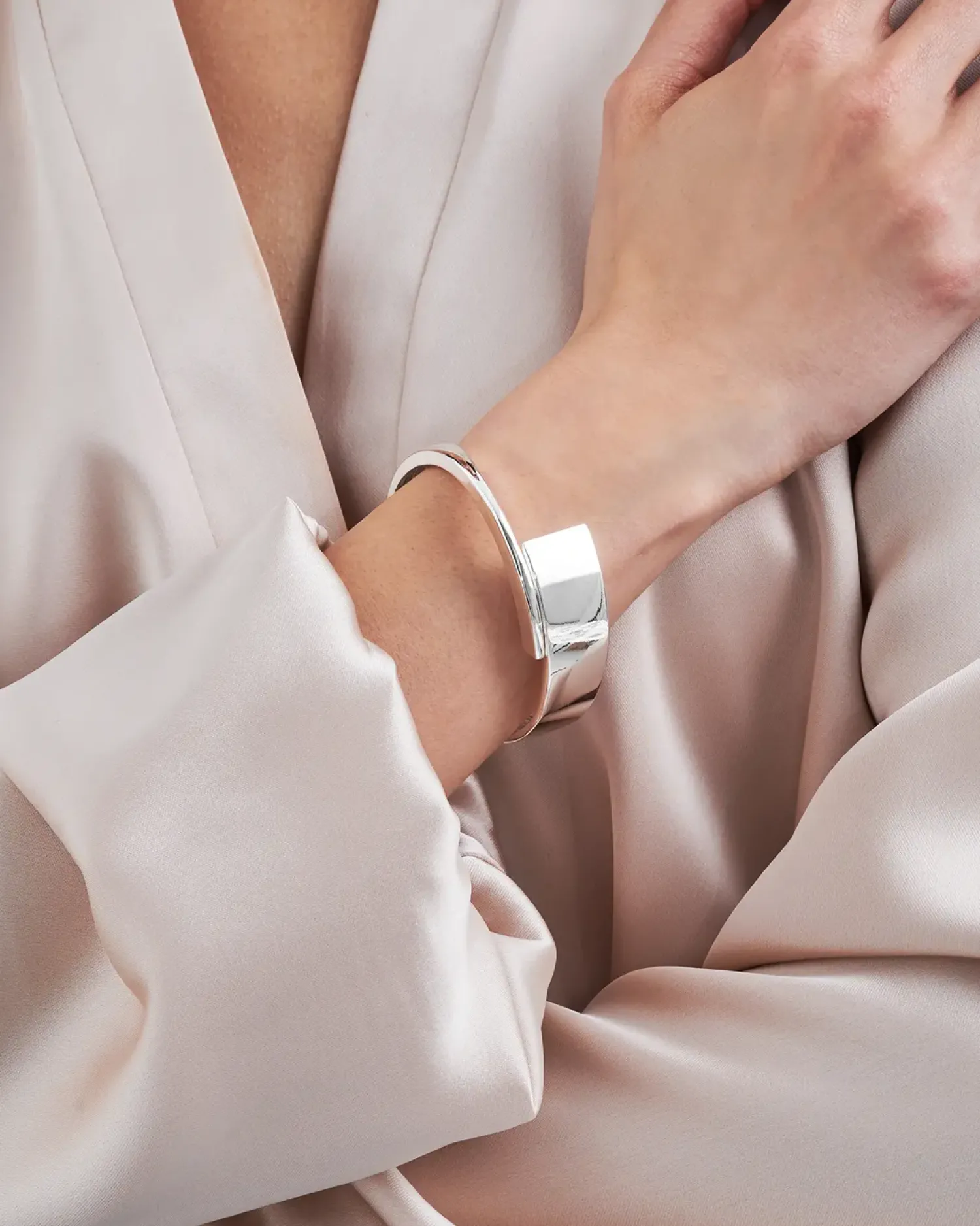 Hot Bijou Brigitte Bracciale - Silver Statement
