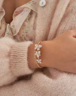 New Bijou Brigitte Bracciale - Three Flowers