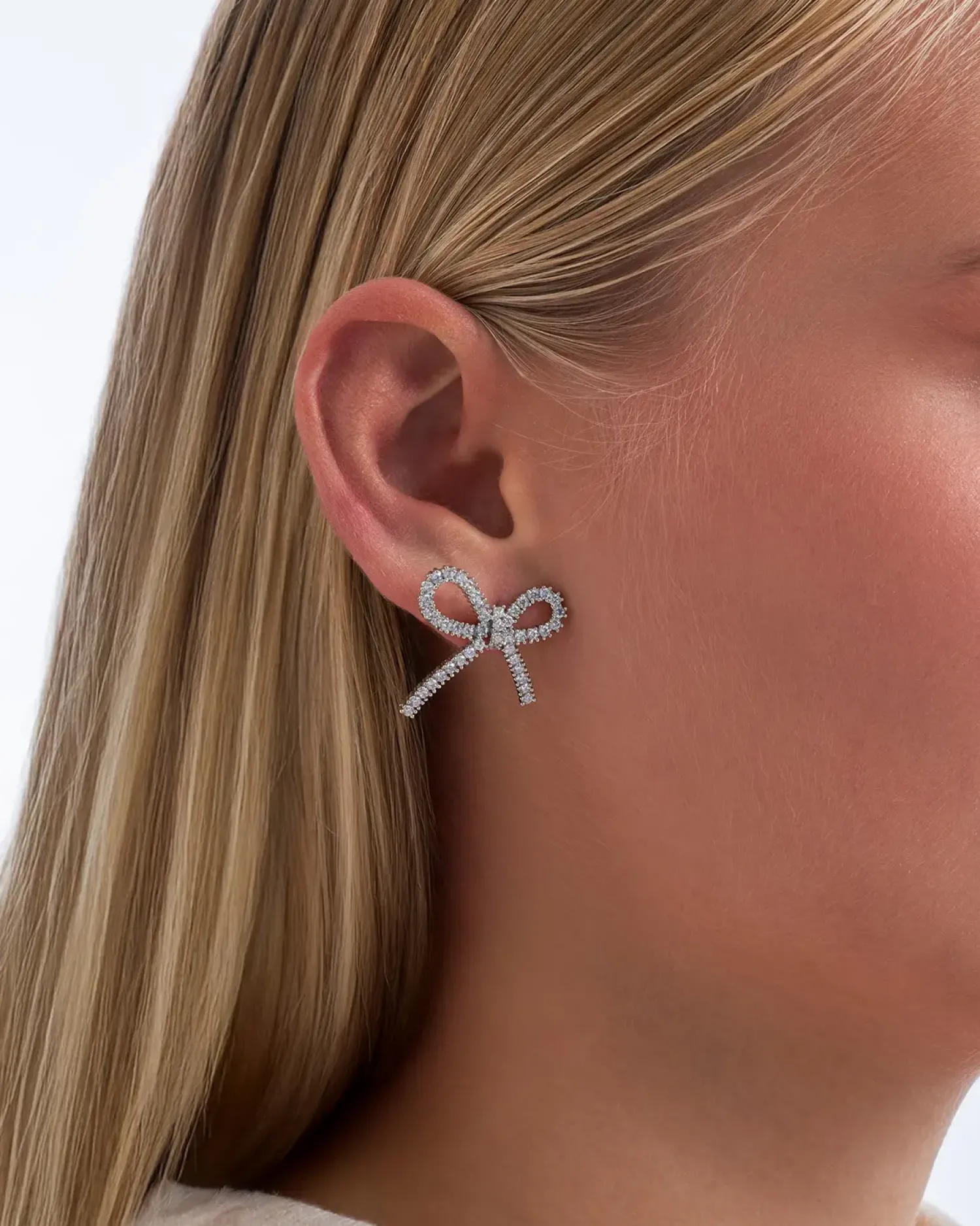 Online Bijou Brigitte Orecchini a perno - Gleaming Bow